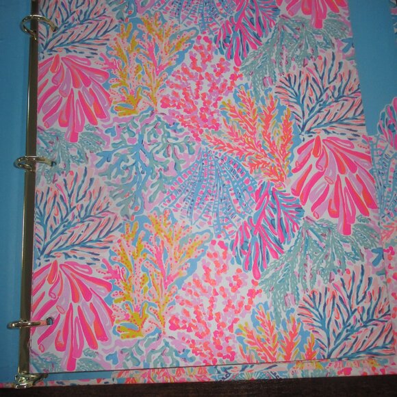 NEW Lilly Pulitzer 3 Ring Binder SPLASHDANCE ~ Includes Dividers / Folder - Picture 3 of 5
